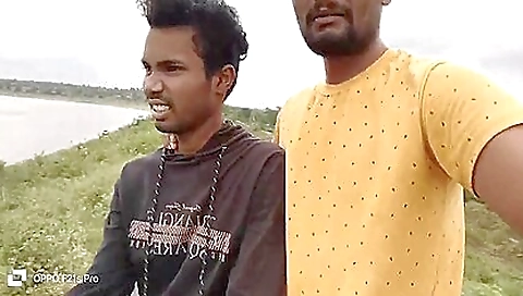 This Is A Romantic Journey From The Time My Friend And I Left The House And Went To The Corn Field. This Is A Funny Story -hindi