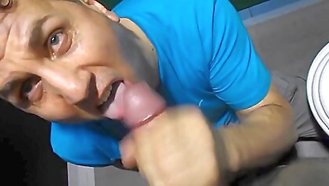 Andy Suck An Arab Refugge