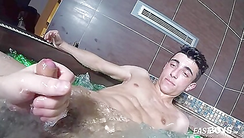 Gypsy - Helping Hand In The Spa